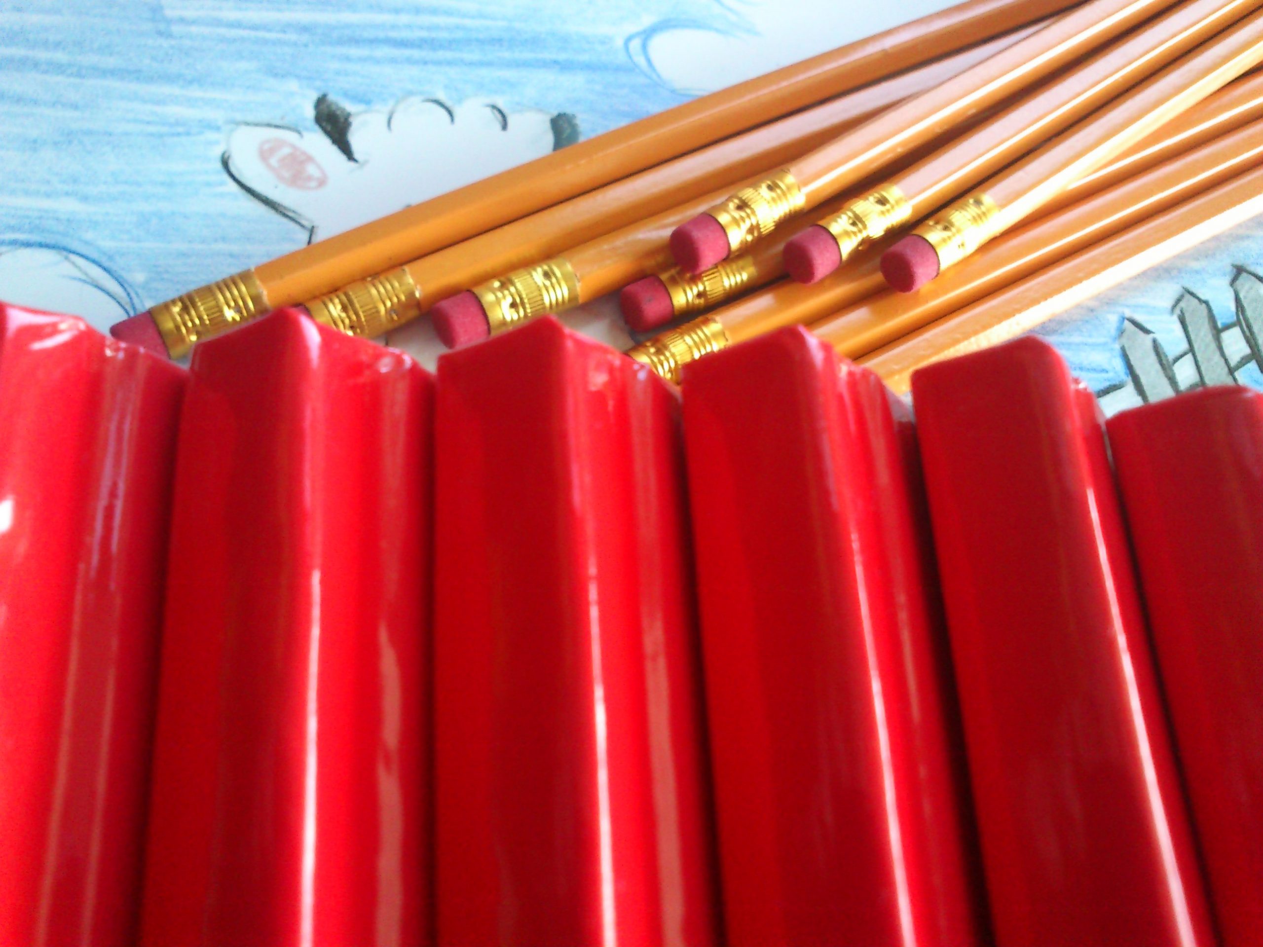 Bücher und Bleistifte